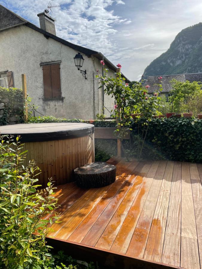 Апартаменты Le Monrepos Avec Jacuzzi Nordique Bielle Экстерьер фото